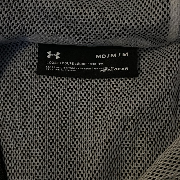 Under Armour Windbreaker - Picture 2 of 2